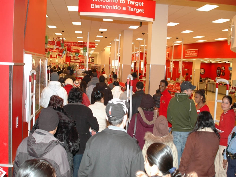 English: DC USA, Target, Black Friday